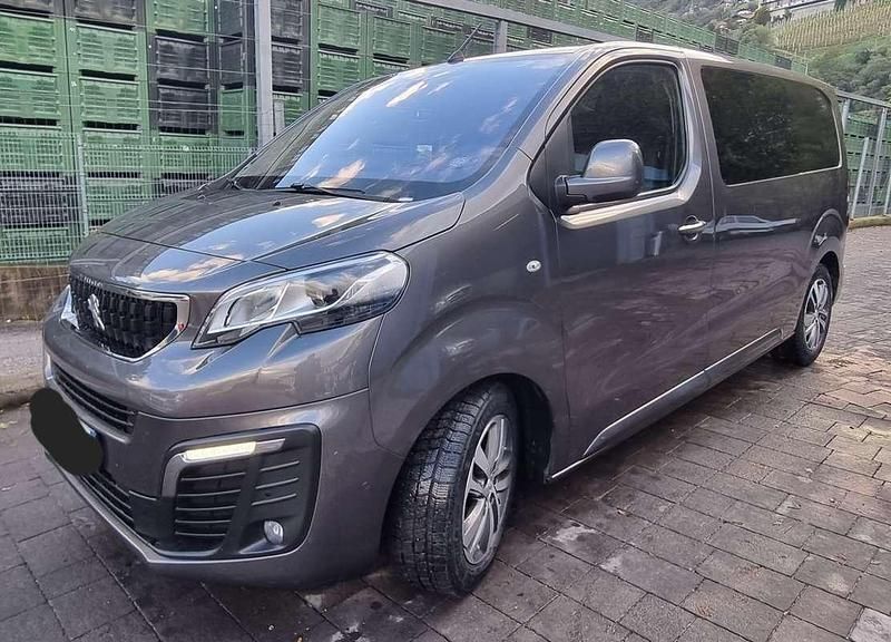 Usata Peugeot Expert Premium 177 CV (130 kW) 2017 Furgone