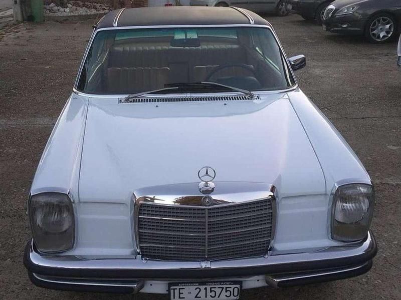 Bianco Usata 1971 Mercedes 250 Coupé | 10.500 € - Immagine 1/4