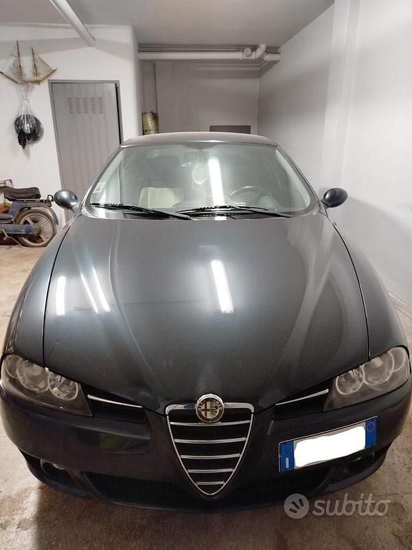 Usata Alfa Romeo 156 150 CV (110 kW) 2002 Blu Berlina