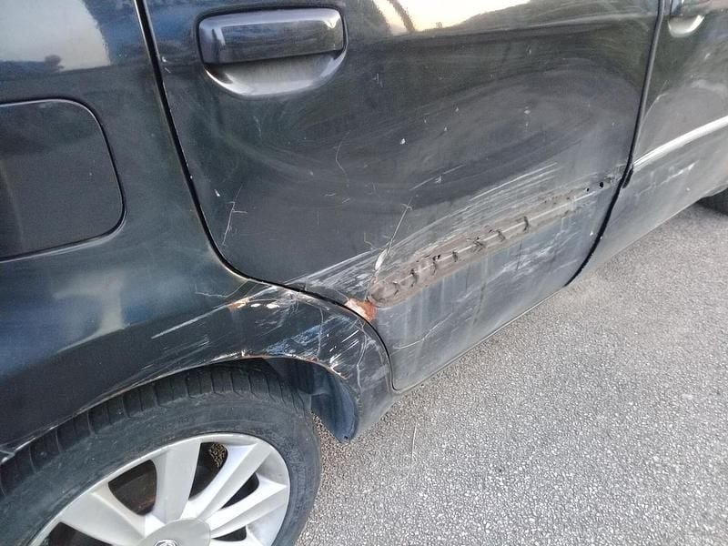 Usata Lancia Musa 89 CV (65 kW) 2006 Marrone Monovolume