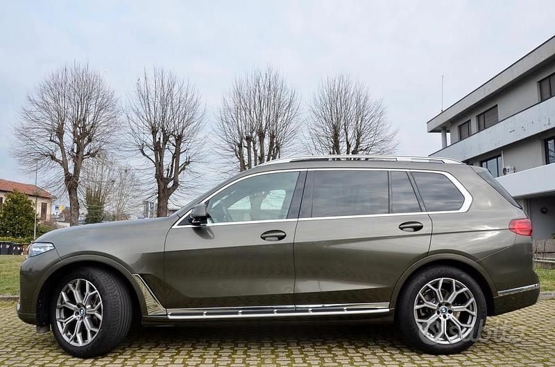 Usata BMW X7 Efficient Dynamics 265 CV (194 kW) 2020 Grigio SUV