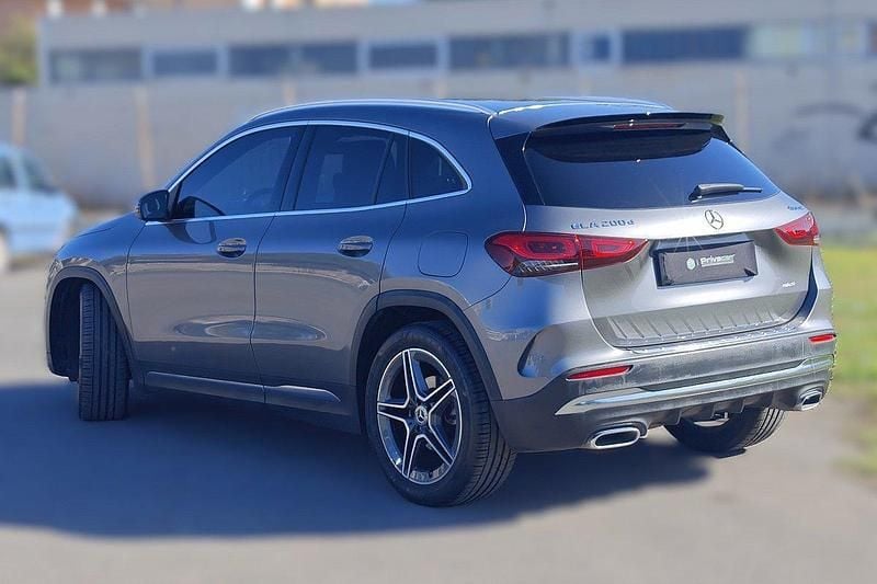 Usata Mercedes GLA200 Premium 150 CV (110 kW) 2020 Grigio SUV