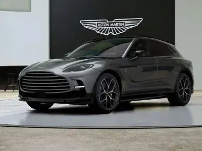 Nuova Aston Martin DBX 707 707 CV (519 kW) 2026 Titanium grey SUV