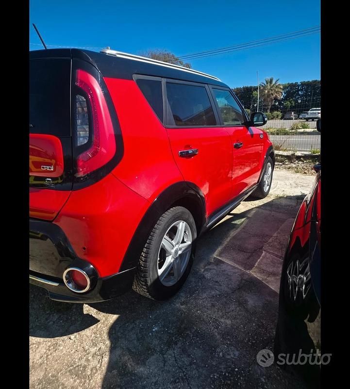 Usata Kia Soul 127 CV (93 kW) 2014 Rosso SUV