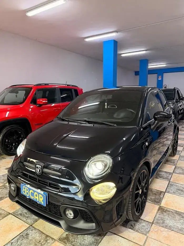 Usata Abarth 595 Pista 165 CV (121 kW) 2017 Nero Berlina