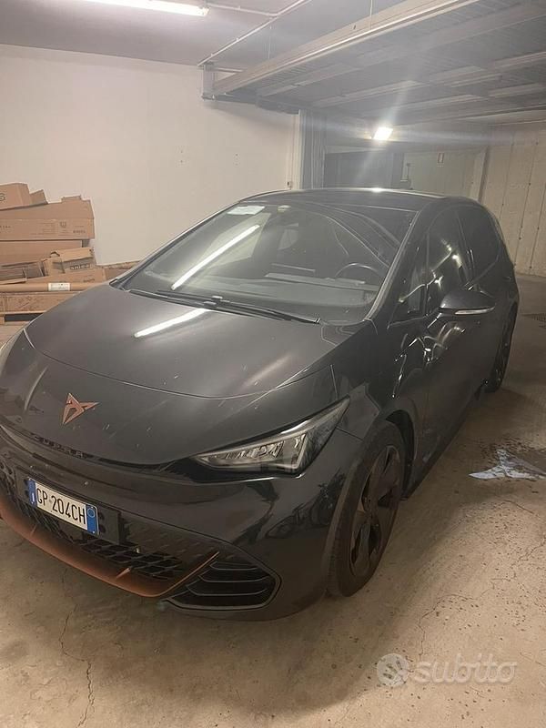 Grigio Usata 2023 Cupra Born Utilitaria | 21.500 € (Ottimo prezzo) - Immagine 1/4