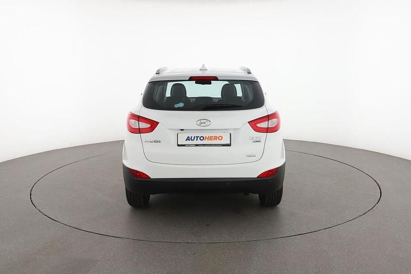Gebraucht Hyundai ix35 Xpossible 135 PS (99 kW) 2015 Weiß SUV