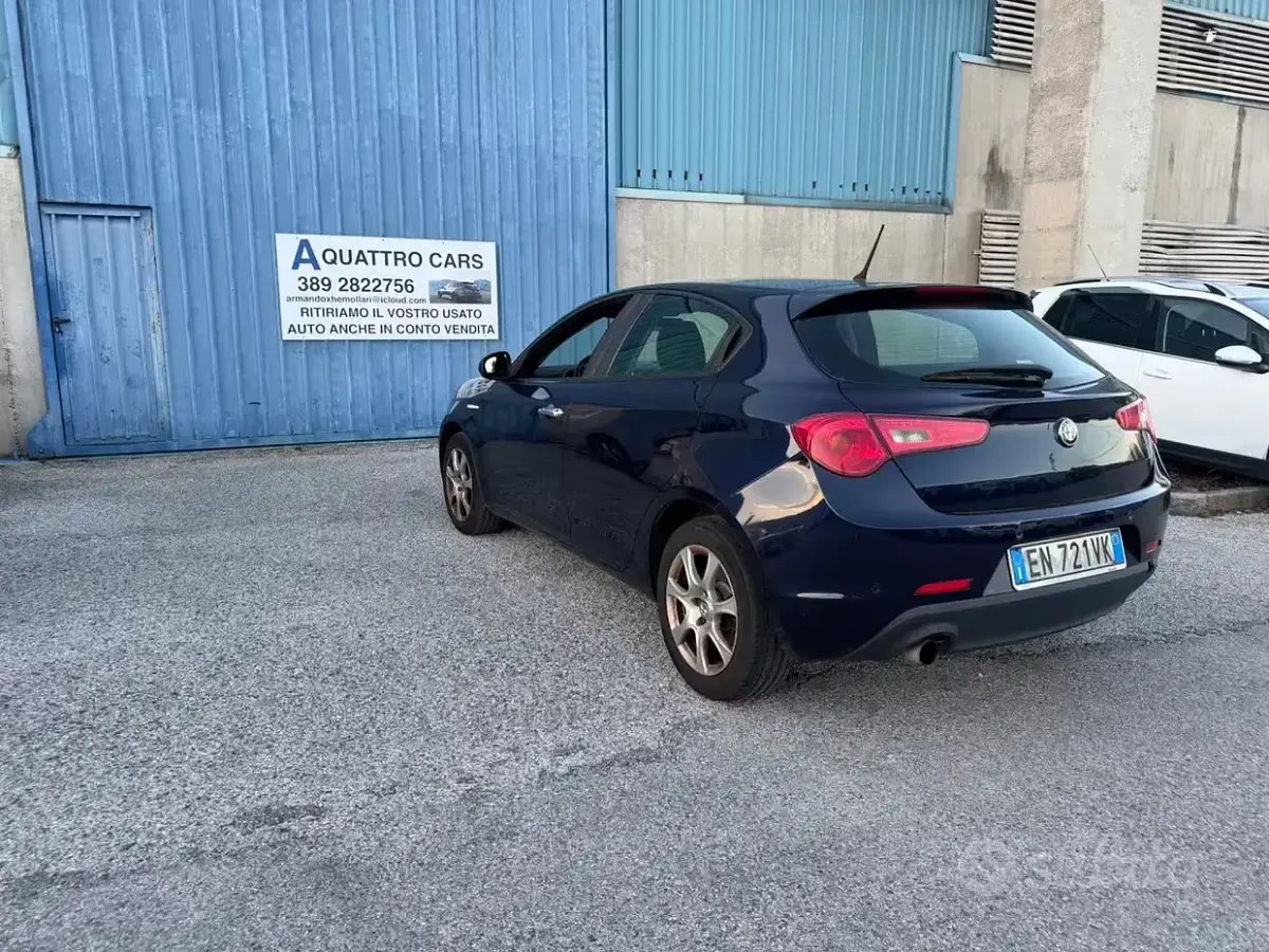 Usata Alfa Romeo Giulietta Progression 105 CV (77 kW) 2012 Nero Utilitaria