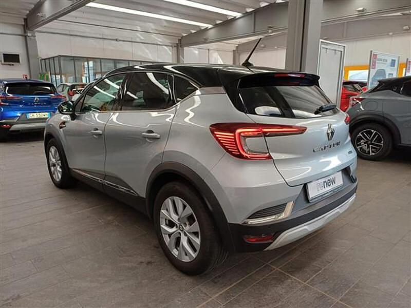 Usata Renault Captur Intens 145 CV (106 kW) 2022 Grigio SUV
