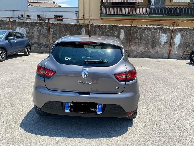 Usata Renault Clio IV 75 CV (55 kW) 2013 Grigio Utilitaria