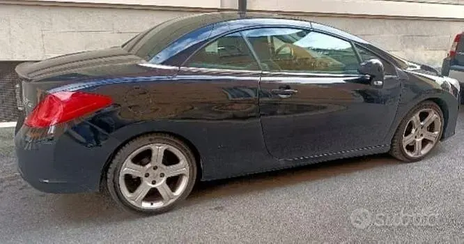 Usata Peugeot 308 CC 156 CV (114 kW) 2009 Nero Cabrio