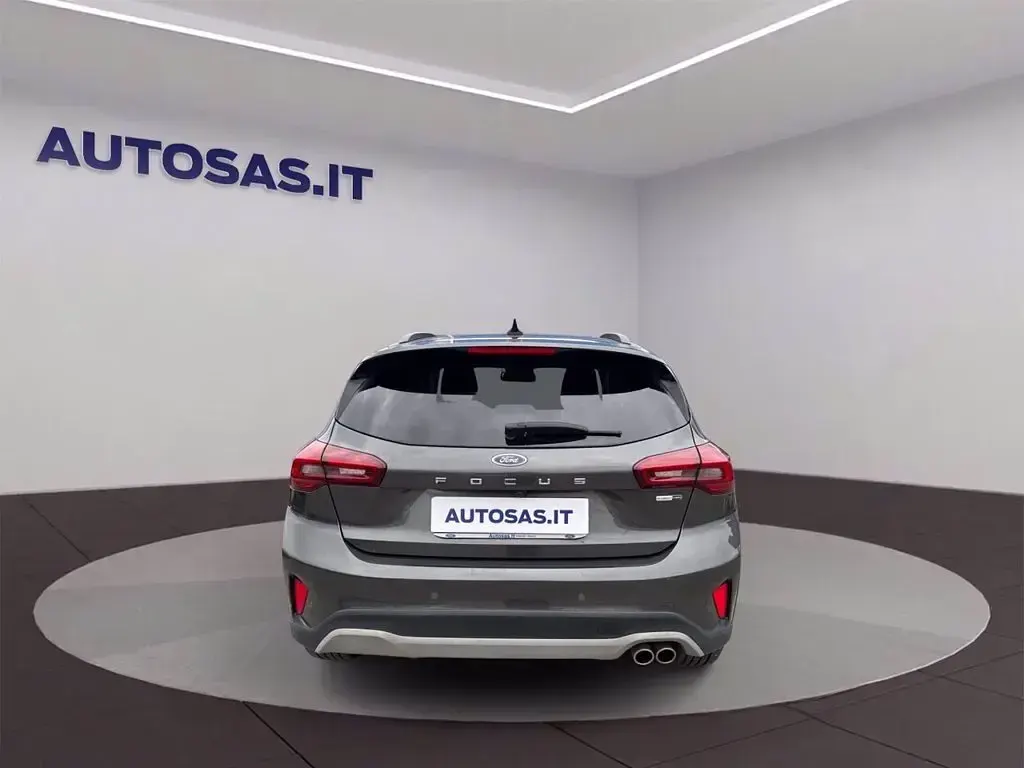 Usata Ford Focus Active 125 CV (91 kW) 2022 Grigio Berlina