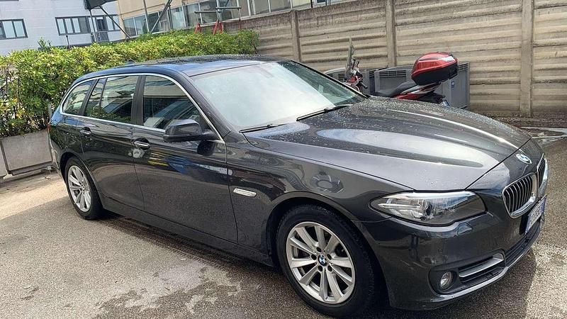Usata BMW 520 190 CV (139 kW) 2015 Nero Station wagon
