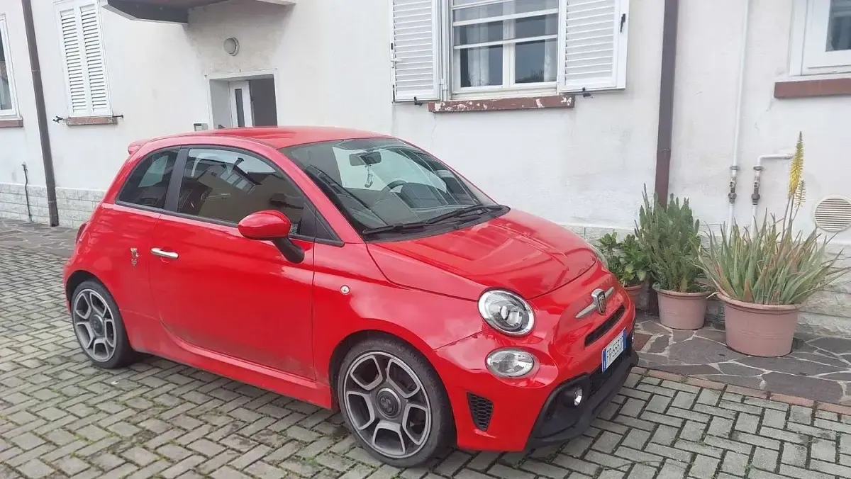 Usata Abarth 595 144 CV (105 kW) 2018 Utilitaria