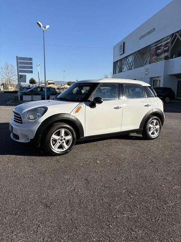 Usata Mini One Countryman 98 CV (72 kW) 2011 Bianco SUV