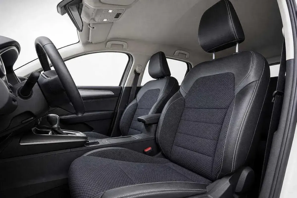 Usata Renault Arkana Intens 145 CV (106 kW) 2022 Blu SUV
