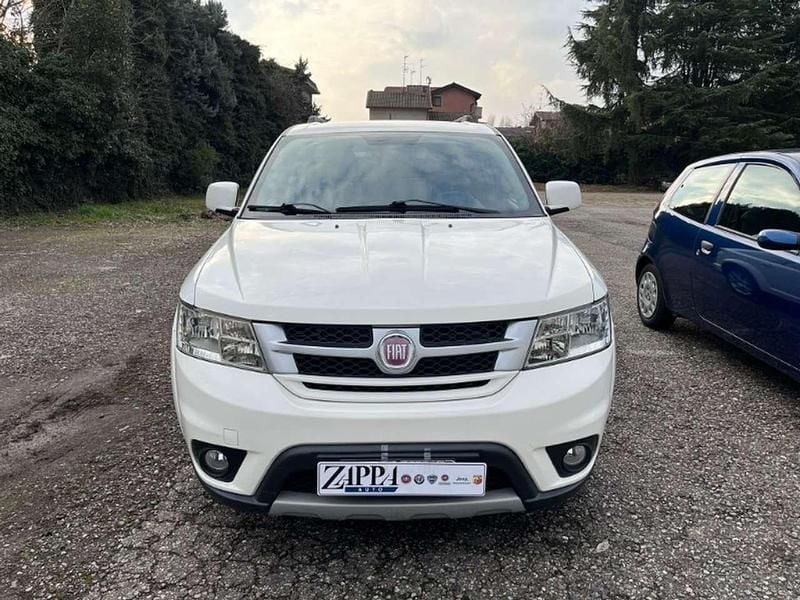 Usata Fiat Freemont Lounge 170 CV (125 kW) 2012 Bianco SUV