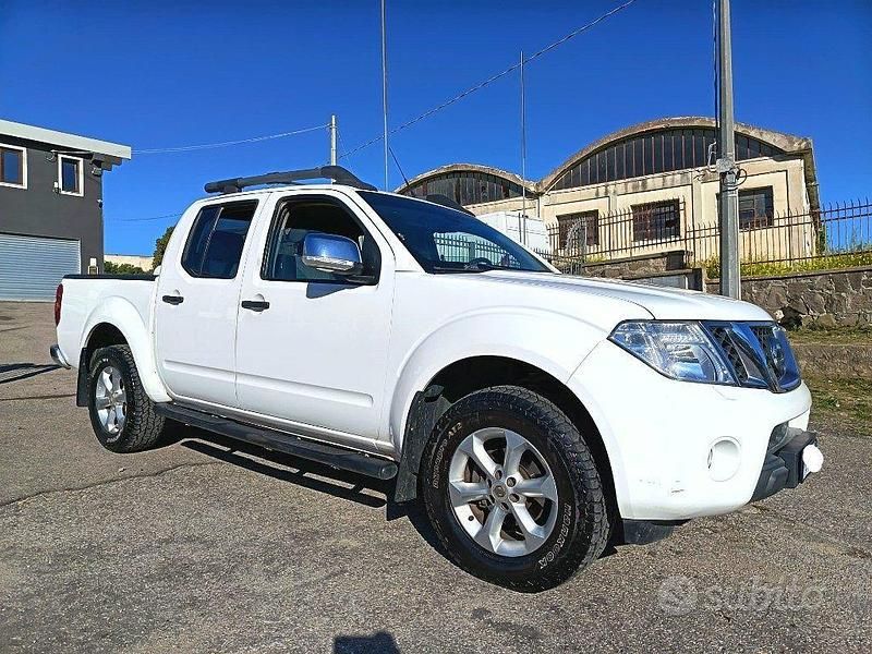 Usata Nissan Navara 190 CV (139 kW) 2016 Bianco Pick-up