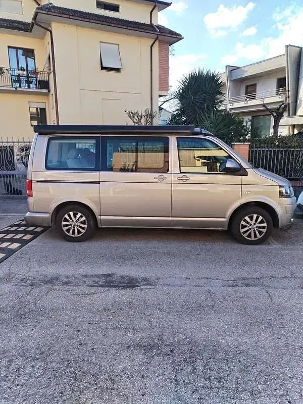 Usata VW California Beach 120 CV (88 kW) 2014 Furgone