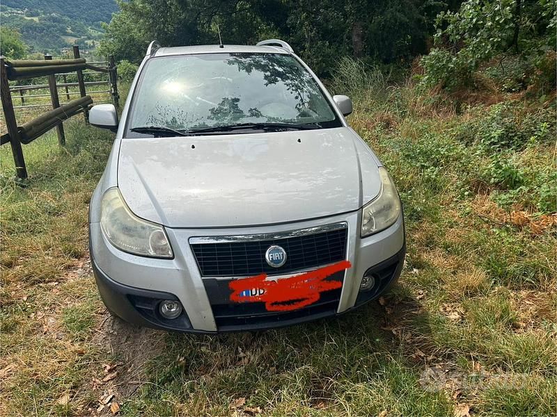 Usata Fiat 1600 107 CV (78 kW) 2006 Grigio Station wagon