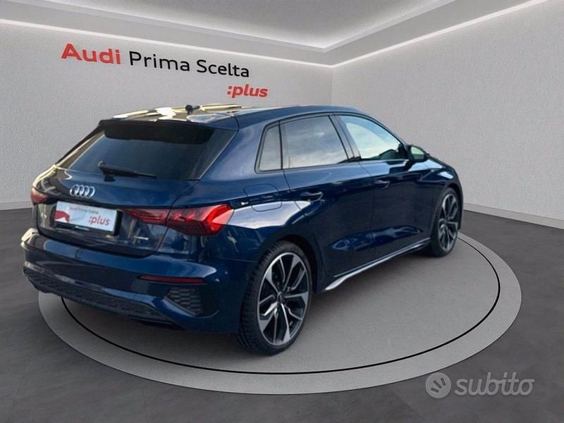 Usata Audi A3 S-Line 200 CV (147 kW) 2023 Blu navarra met Berlina