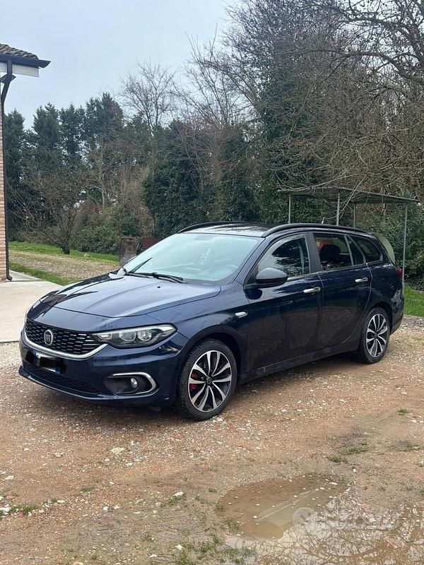 Usata Fiat Tipo Lounge 120 CV (88 kW) 2017 Station wagon