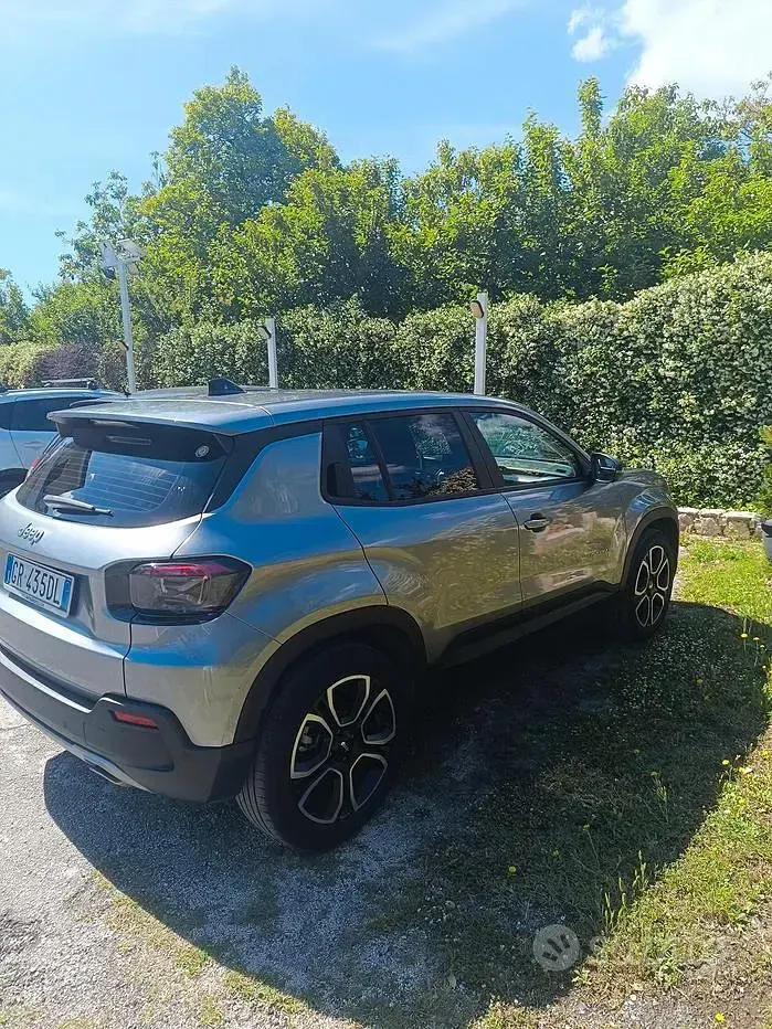 Usata Jeep Avenger Summit 101 CV (74 kW) 2023 Grigio SUV