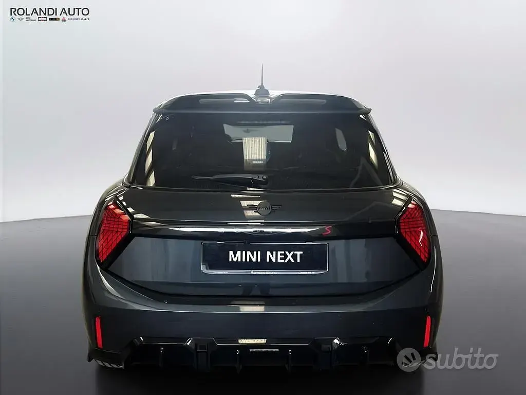 Nuova Mini John Cooper Works 204 CV (150 kW) 2025 Grigio Utilitaria