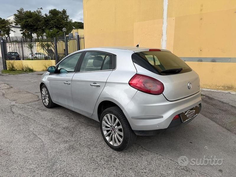 Usata Fiat Bravo Dynamic 120 CV (88 kW) 2010 Grigio Utilitaria