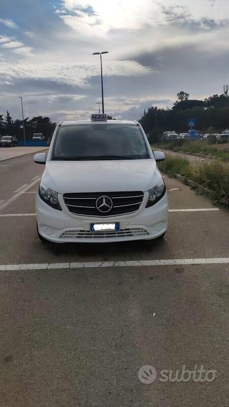 Bianco Usata 2021 Mercedes Vito Furgone | 27.000 € (Buon prezzo) - Immagine 1/3
