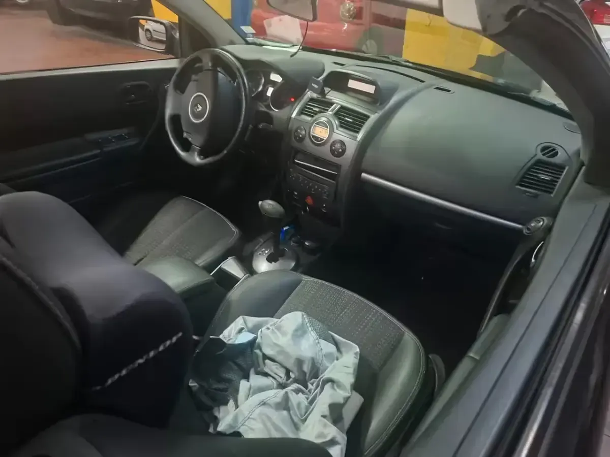 Usata Renault Mégane Cabriolet 101 CV (74 kW) 2008 Nero Cabrio