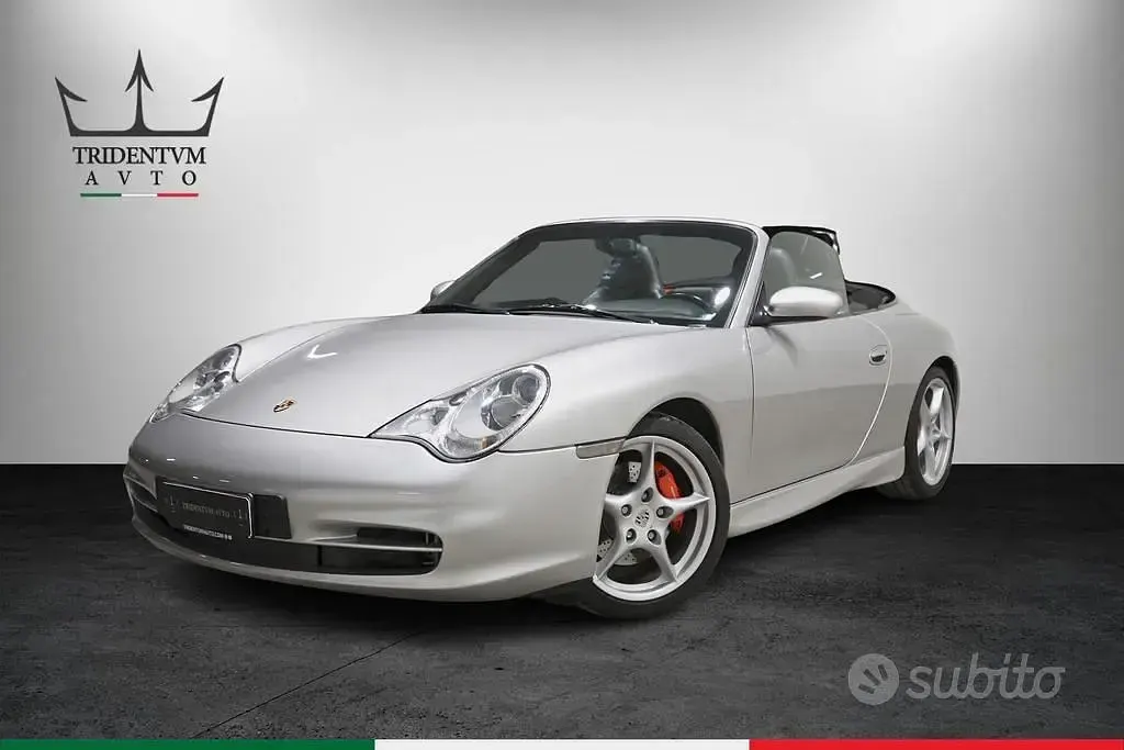 Usata Porsche 911 Carrera Cabriolet 320 CV (235 kW) 2002 Argento Cabrio