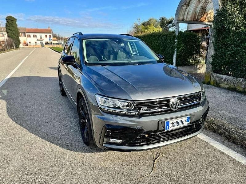 Usata VW Tiguan Advance 190 CV (139 kW) 2020 Grigio SUV