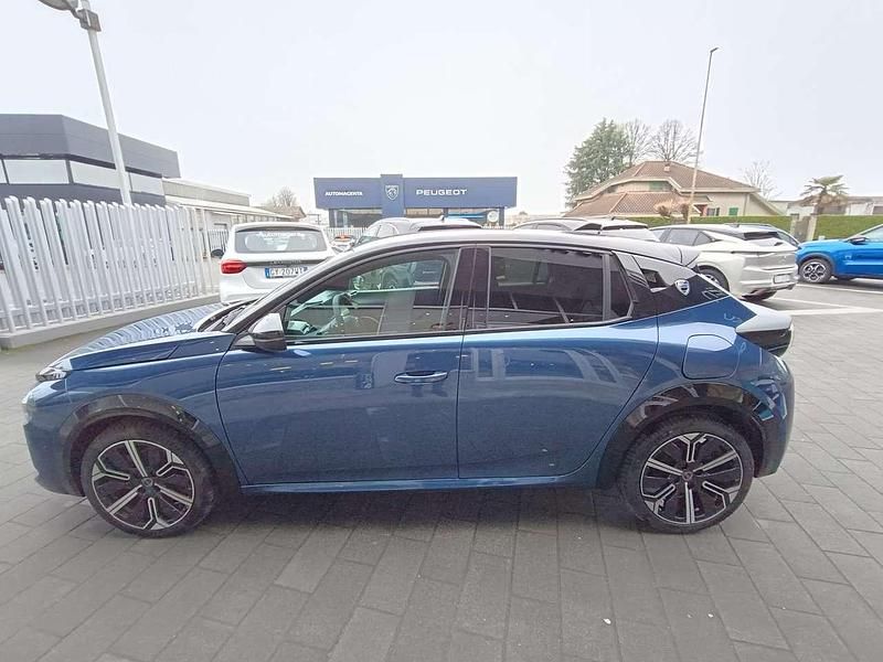Usata Lancia Ypsilon 101 CV (74 kW) 2025 Blu lancia / tetto nero Utilitaria