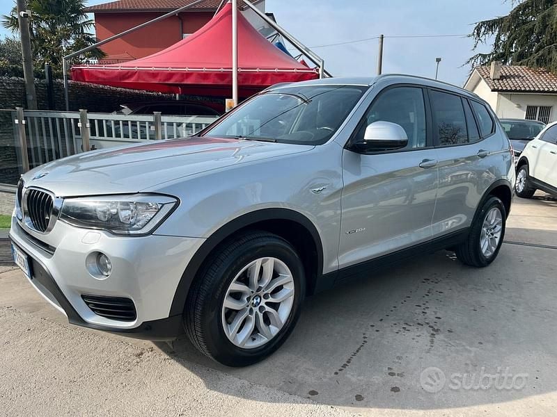 Grigio Usata 2017 BMW X3 Comfort Edition SUV | 17.900 € (Buon prezzo) - Immagine 1/4