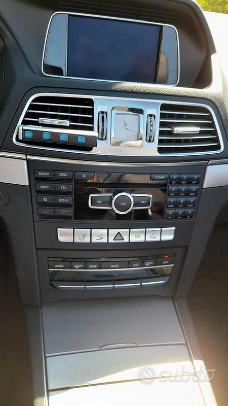 Usata Mercedes E220 2014 Nero Cabrio