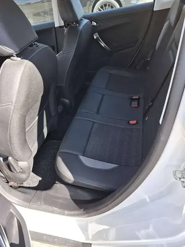 Usata Peugeot 2008 Allure 110 CV (80 kW) 2016 Bianco SUV