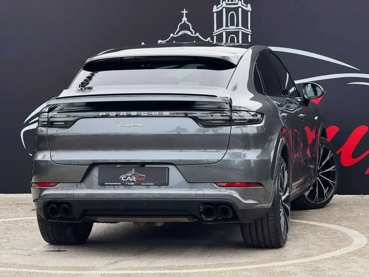 Usata Porsche Cayenne Sport 340 CV (250 kW) 2021 Grigio SUV