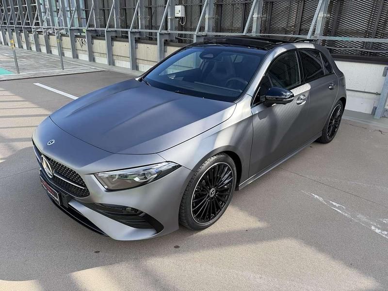 Nuova Mercedes A250 Premium 224 CV (164 kW) 2026 Grigio magno designo Berlina