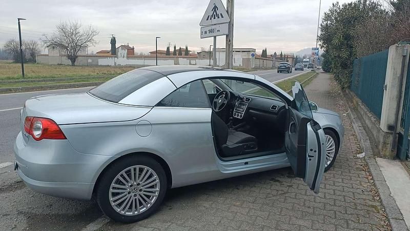 Usata VW Eos 140 CV (102 kW) 2006 Cabrio