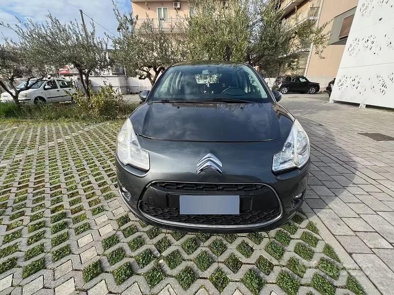 Usata Citroën C3 Exclusive 60 CV (44 kW) 2012 Grigio Berlina
