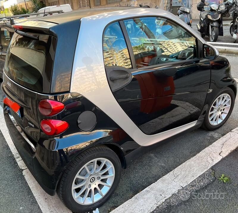 Usata Smart ForTwo Coupé Pulse 84 CV (61 kW) 2011 Nero Coupé