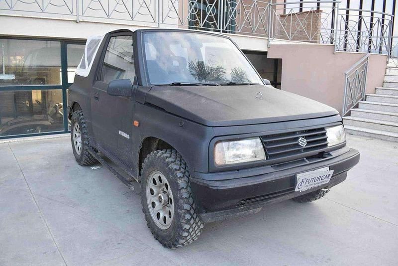 Usata Suzuki Vitara 75 CV (55 kW) 1990 Nero Cabrio