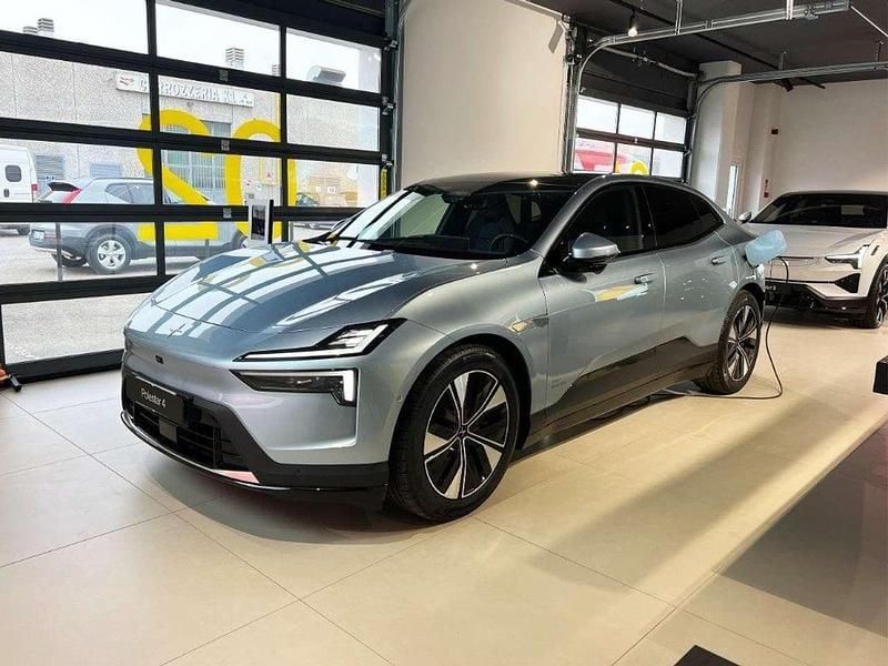 Nuova Polestar 4 Long Range Single Motor 75 kW (102 CV) 2026 Azzurro SUV