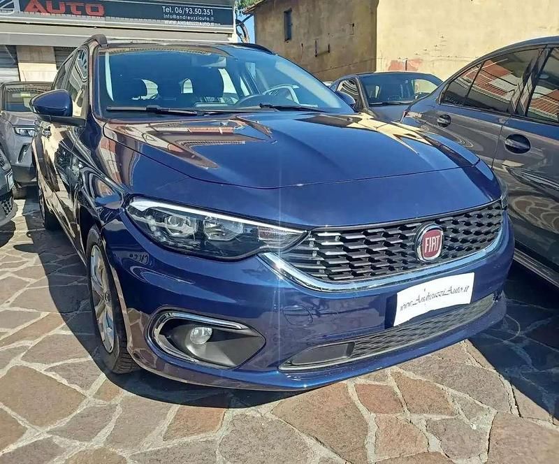 Usata Fiat Tipo Lounge 120 CV (88 kW) 2020 Blu/azzurro Station wagon
