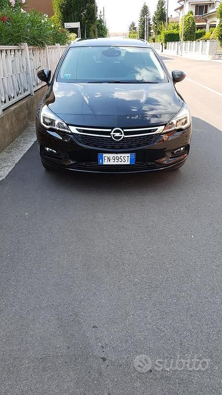 Usata Opel Astra 110 CV (80 kW) 2018 Station wagon