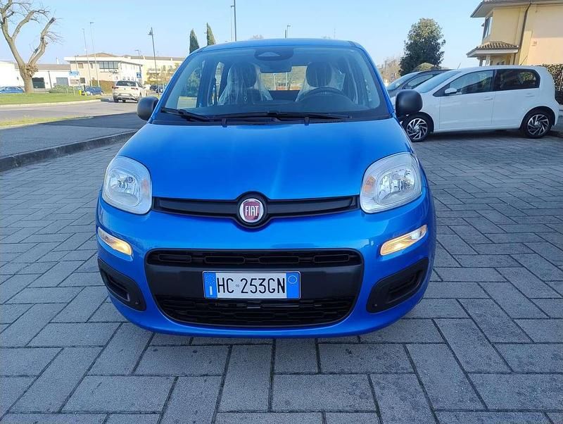 Nuova Fiat Panda Icon 65 CV (47 kW) 2026 Blu italia Utilitaria