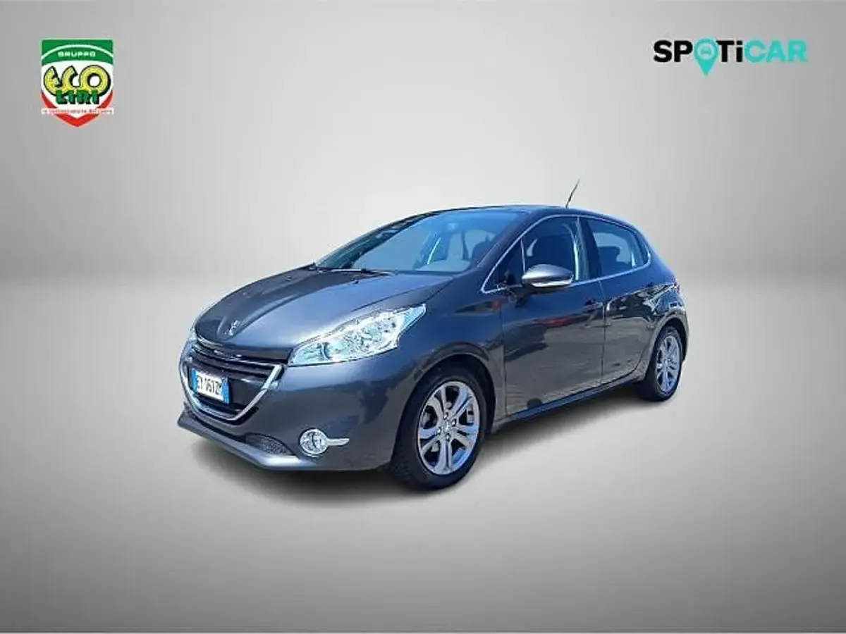 Usata Peugeot 208 Allure 82 CV (60 kW) 2015 Utilitaria