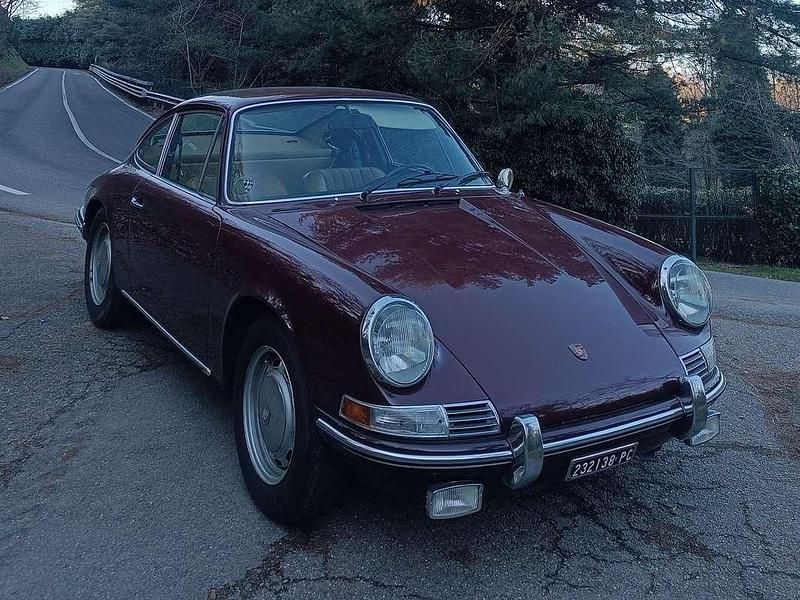 Lilla Usata 1970 Porsche 911 Coupé | 94.000 € - Immagine 1/4