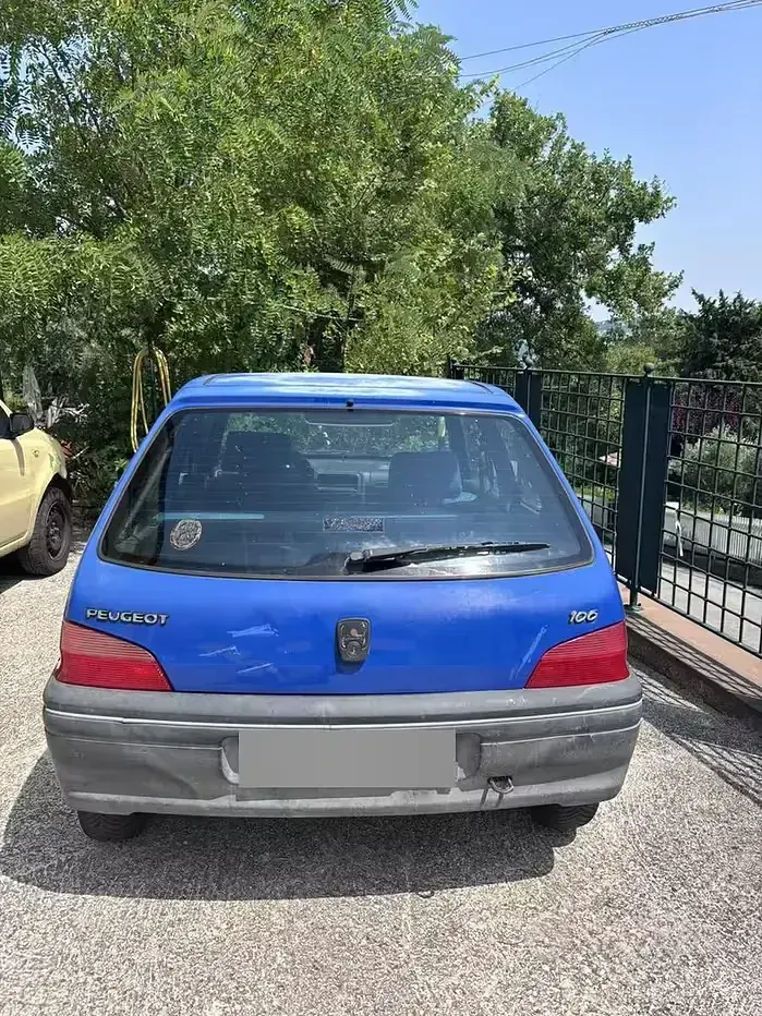 Usata Peugeot 106 50 CV (36 kW) 1998 Bluazzurro Utilitaria